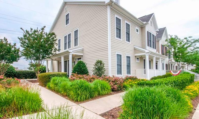 Ocean View Copropriété | Bear Trap Dunes 2nd-floor, lakefront condo w/ pool and free WiFi - 1 dog OK