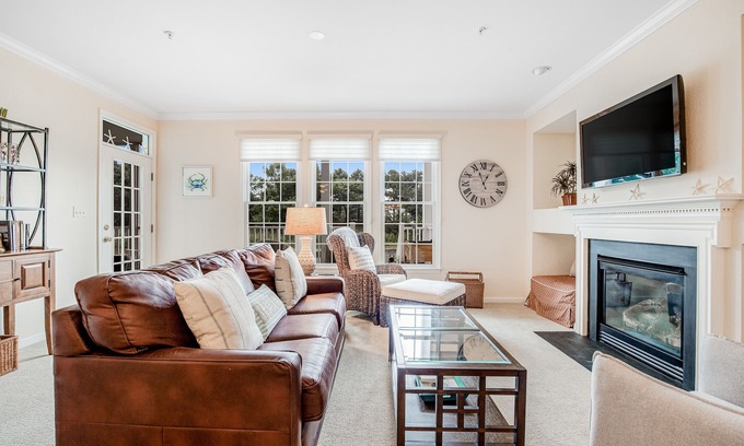 Ocean View Copropriété | Bear Trap Dunes Lake View Condo w/ WiFi, Shared Pools, Tennis, & Gym - Dogs OK
