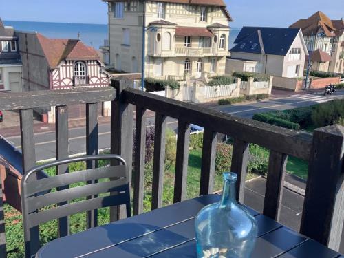 Villers-sur-Mer Appartement | Beau duplex familial refait à neuf avec balcon proche plage - FR-1-712-96