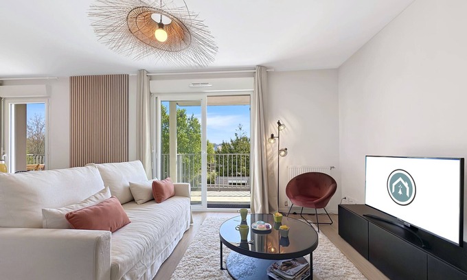 Saint-Marc Appartement | Beau T2 récent, terrasse, parking, 4 pers