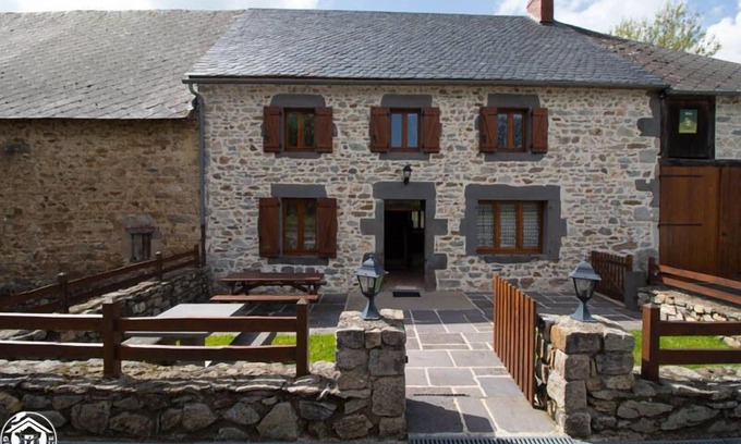 Herment Maison | Beauclair - HERMENT - Gîte