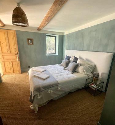 Fressac Lit Et Petit-Déjeuner | Beauregard Cévennes - Magnifique chambre d'hôtes, indépendante et moderne