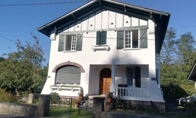 Saint-Etienne-de-Baigorry Maison | Beautiful family home in the heart of the Basque Country