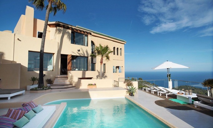 Santa Eulalia del Rio Villa | Maison de luxe privée avec piscine et vues spectaculaires très proche d'Ibiza