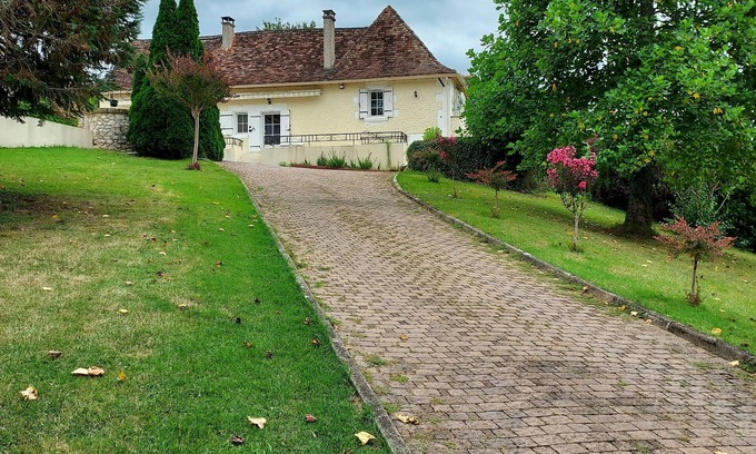 Maurens Villa | Belle périgourdine a proximité de Bergerac