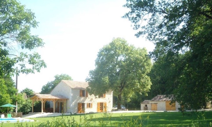 Saint-Cernin-de-Labarde Autre | Beautifully restored country farmhouse with private pool and peaceful garden