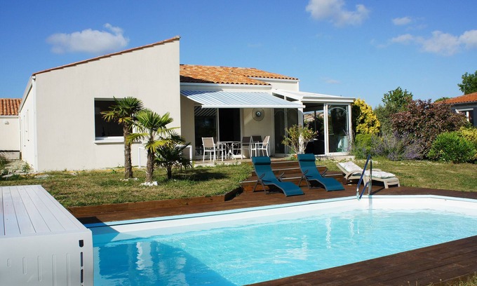Perigny Maison | Beautiful 160m² Villa with Heated Pool in Perigny