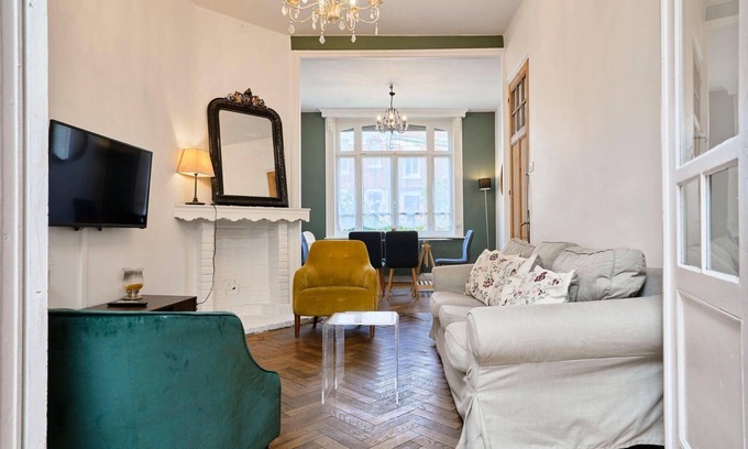 Lambersart Appartement | Maison avec jardin 8p 4ch ! 3 min de Lille.