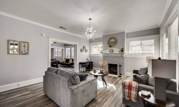 Mineral Wells Maison | Beautiful 1930s Mineral Wells Home, Near Downtown!