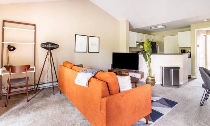 Tanasbourne Appartement | Beautiful 1BR Apartment in Beaverton w/ Amenities