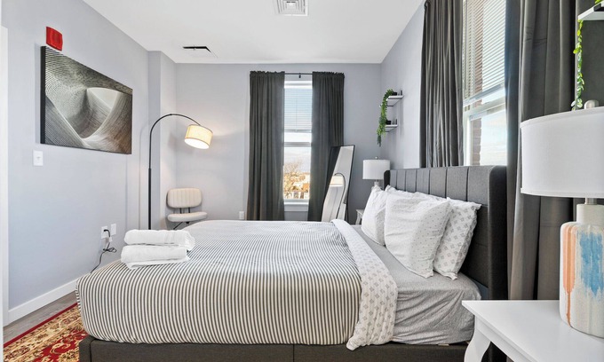 Everett Appartement | Beautiful 1BR Near Encore Boston 8875