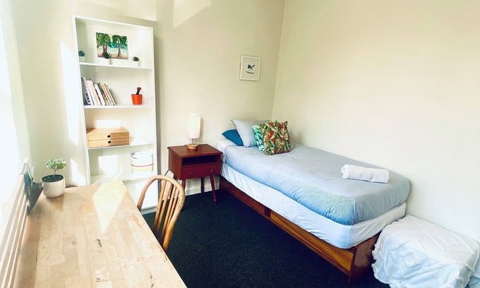 North Melbourne Appartement | Beautiful 2-bedroom apartment in leafy neighbourhood next to Melbourne Uni