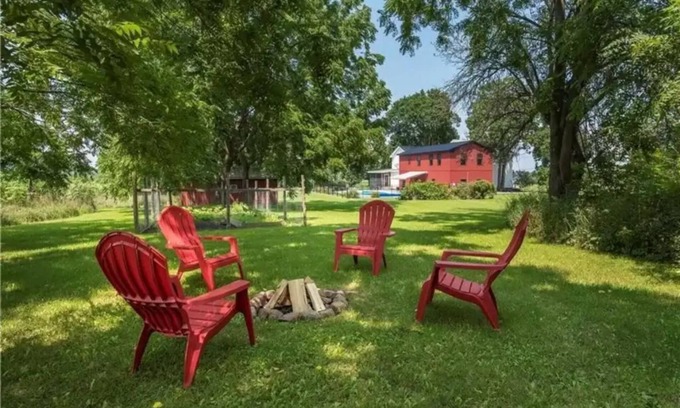 Town of Kirkland Appartement | Entire Apartment - Near Village, Hamilton College
