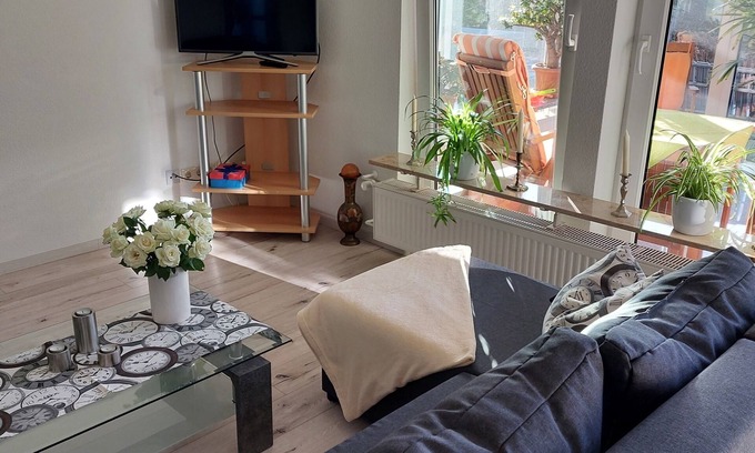 Broderstorf Copropriété | Beautiful 2 room apartment with conservatory near the Baltic Sea