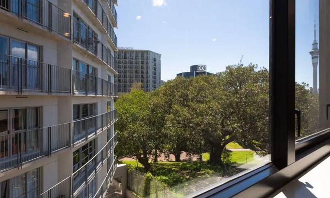 Newton Maison | Beautiful Two Bedroom Apartment Next To Myers Park