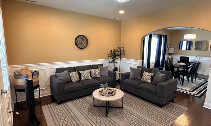 Gresham Appartement | Beautiful 2nd Floor Apartment