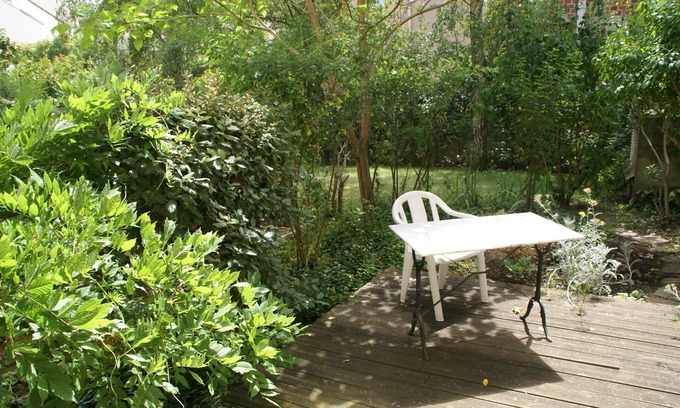 Croissy-sur-Seine Appartement | Beau logement 2p avec jardin privatif, calme et verdoyant à 10 mn de Paris