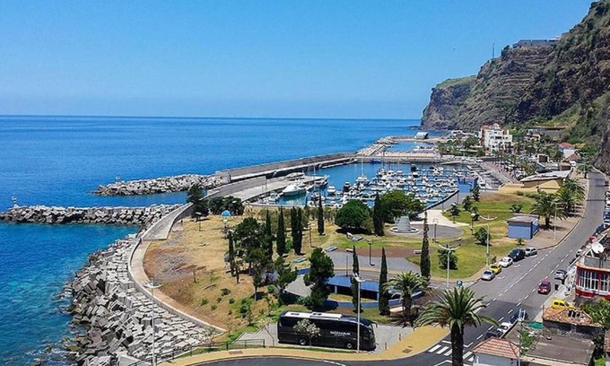 Arco da Calheta Maison | Beautiful 3-bed House in Arco da Calheta