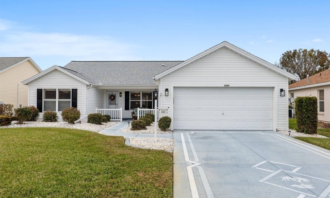 Glenbrook Maison | Beautiful 3BR/2BA Home — Prime Location Near Golf, Shopping & Sumter Landing!