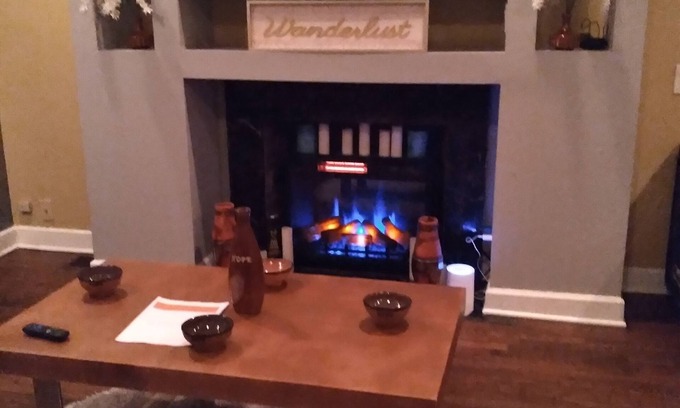 South Shore Appartement | BEAUTIFUL 4/20 FRIENDLY 2 BEDROOM DUPLEX IN SIZZLING SOUTH SHORE