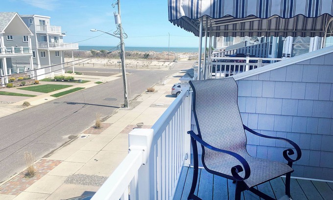 Sea Isle City Maison | Beautiful 4-bedroom, beach block home in Sea Isle City!