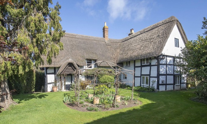 Twigworth Cottage | Famille-Cottage-Vue sur la campagne-Salle de bain privée