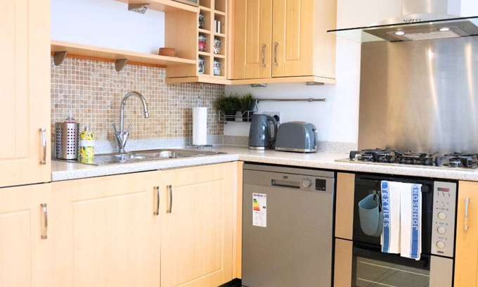 Abingdon Maison | Beautiful 5 bed home near Abingdon and Oxford