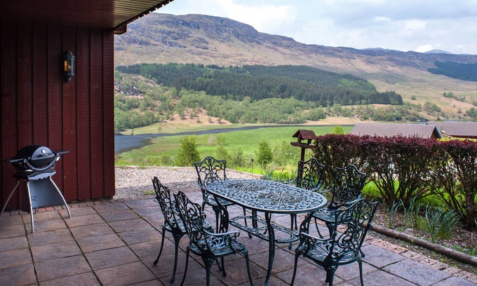 Crianlarich Chalet De Ski | Beautiful 5 star chalet with sauna and spa bath