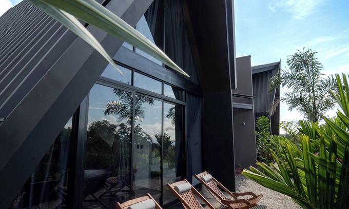 Arenal Hot Springs Cabine | Beautiful A-Frame Cabin w/hot tub Volcano view