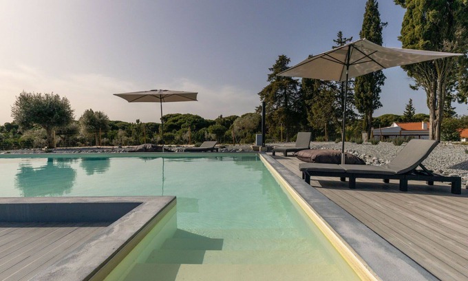 Sao Martinho Villa | Agréable appartement dans une maison de vacances avec piscine, WIFI, climatisation, TV et terrasse