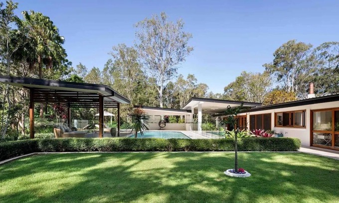 Chandler Maison | Beautiful Acreage Resort style fully furnished house open for short term rental