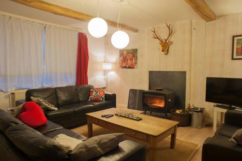 Oignies-en-Thierache Maison | Beautiful and Spacious Contemporary house