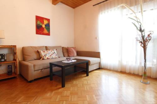 Schottenfeld Appartement | Beautiful and Bright Apartment in a Prestigious Area