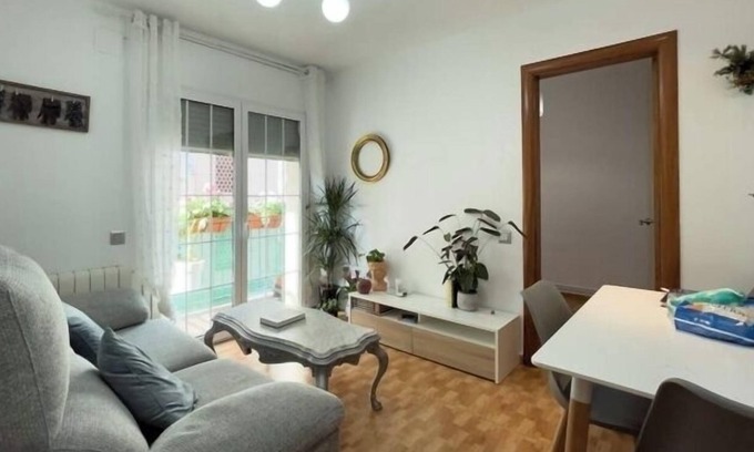 Porta Appartement | Beautiful and central 2 double bedroom flat in Barcelona