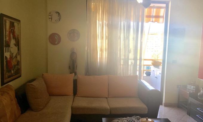 Tirana Appartement | Bel appartement situé au centre - superbe vue sur la montagne Dajti