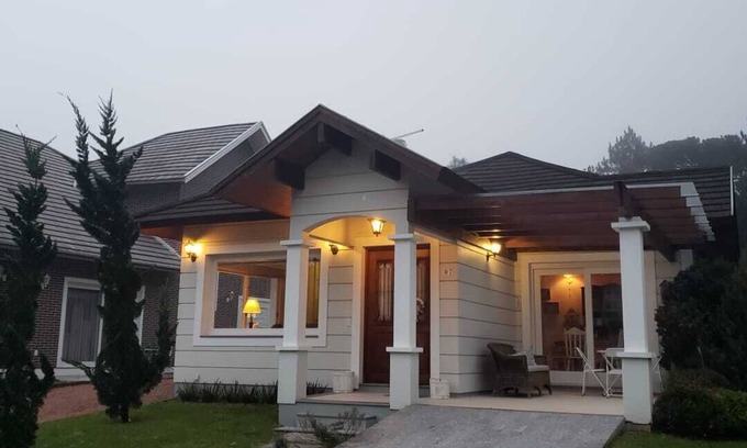 Canela Maison | Belle et nouvelle maison à Canela, communauté fermée, wifi gratuit, ciel