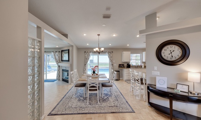 Hoffmann Hills Maison | Beautiful and spacious retreat house