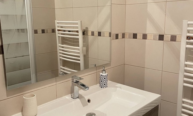 Folelli Appartement | Bel appartement en plein. centre de Folelli
