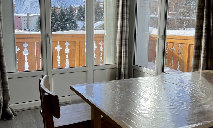 Les Deux Alpes Appartement | Appartement 6 personnes, coeur station, lumineux, parking privé