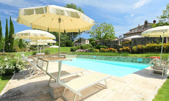 Rapolano Terme Villa | Agréable appartement dans une maison de vacances avec piscine, WIFI, TV, patio et parking
