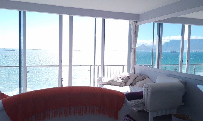 West Beach Appartement | Beautiful apartment with breathtaking 180° views and Endless Ocean Sunset