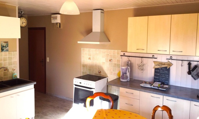 Saint-Cergues Appartement | Beautiful apartment with lake and mountain views