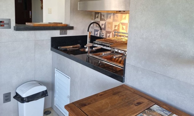 Vila Alzira Appartement | BEL APPARTEMENT SUR LA PLAGE DES ASTURIES GUARUJA