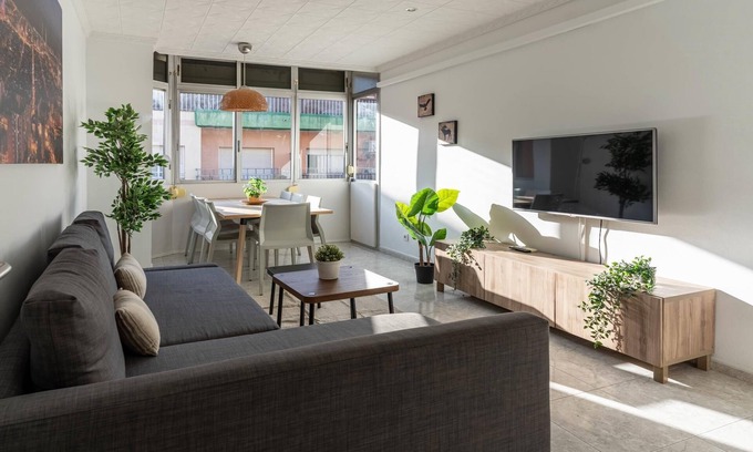 La Maternitat i Sant Ramon Appartement | Beautiful apartment in Camp Nou