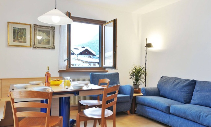 Canazei Appartement | Agréable appartement pour 6 personnes avec WIFI, TV et terrasse