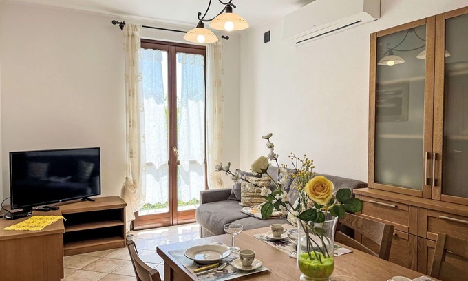 Savona Appartement | Joli appartement pour 5 personnes avec WIFI, TV, patio, animaux admis, vue panoramique et parking