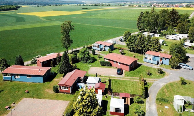 Bad Emstal Maison | Bel appartement dans une maison de vacances avec WIFI, piscine, TV, terrasse, animaux admis, parking