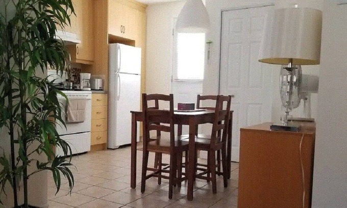 Pointe-au-Pere Appartement | Bel appartement au centre ville Rimouski