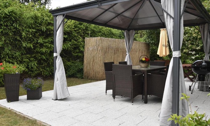 Satow Appartement | Beautiful Apartment in Gerdshagen with Barbecue