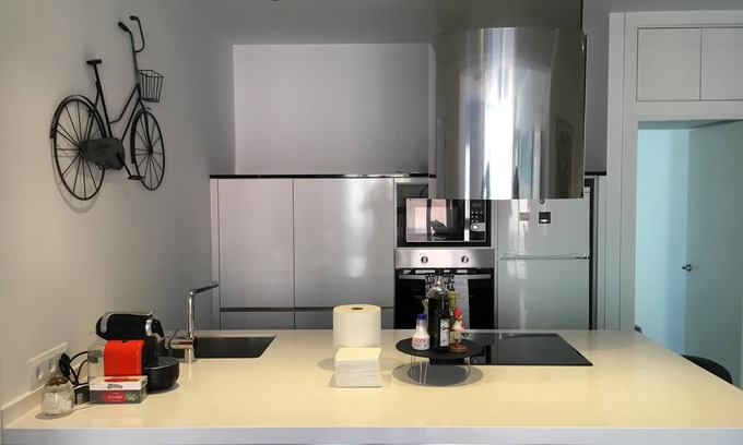 Carabanchel Appartement | Bel appartement près de Madrid Rio avec parking